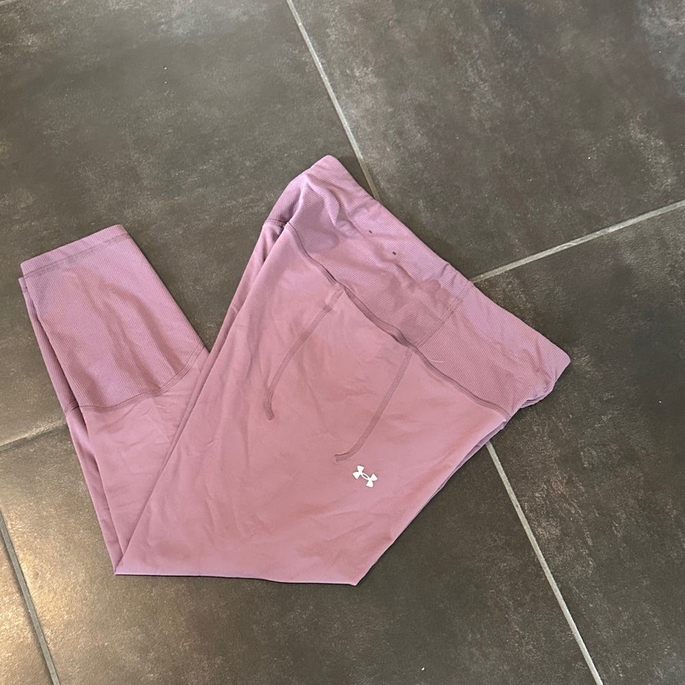 Under Armour Mauve Leggings